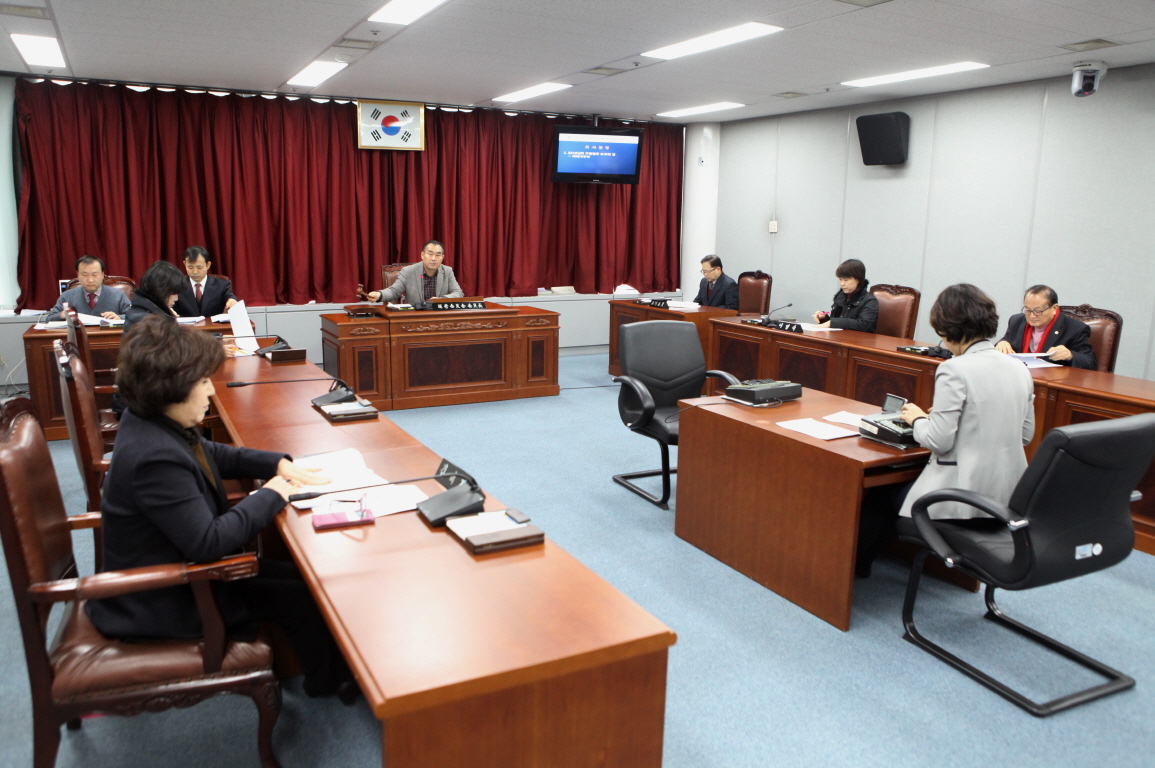 제252회 도봉구의회 임시회중 운영위원회 - 6