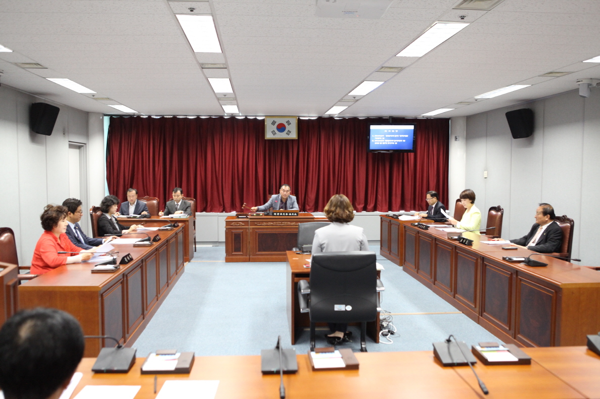 제250회 도봉구의회 임시회중 운영위원회 - 4