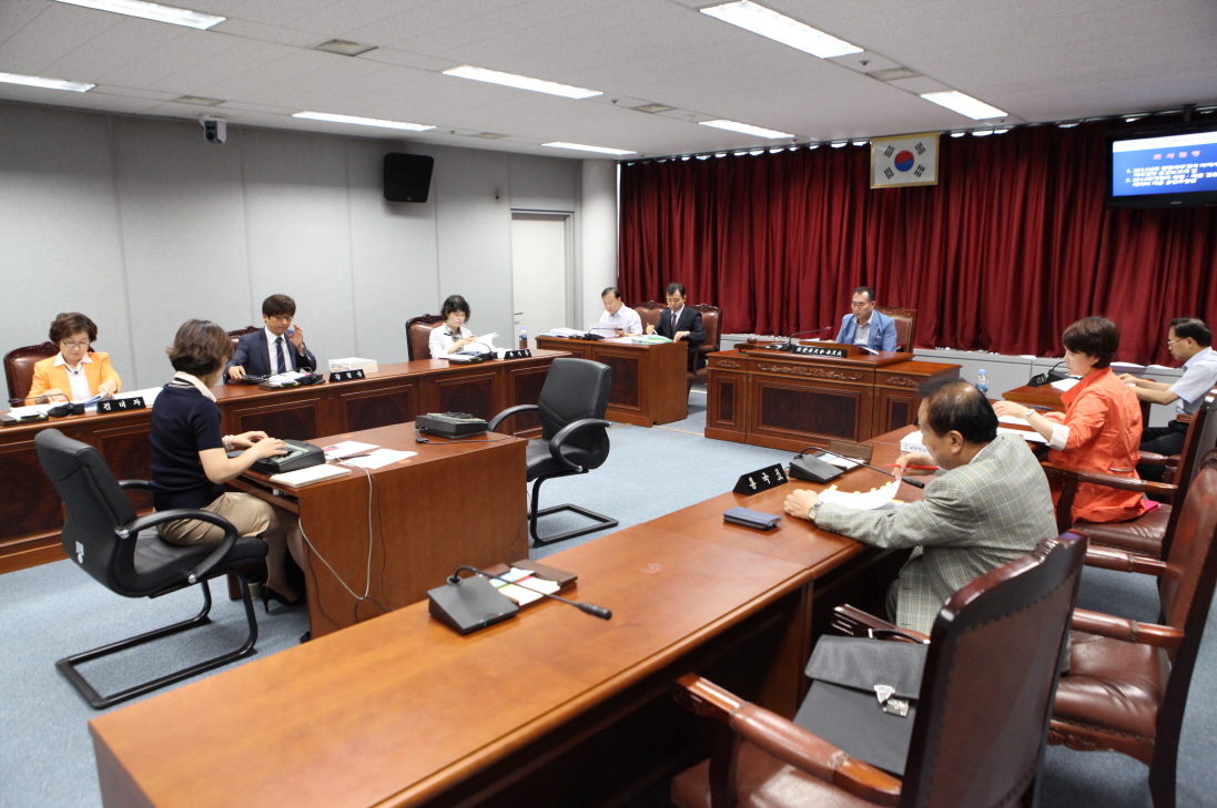제247회 도봉구의회 정례회중 운영위원회 - 8