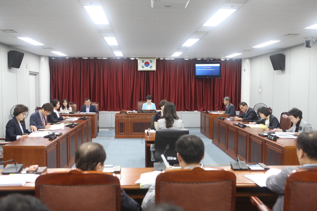 제259회 도봉구의회 임시회중 서울특별시 도봉구 역주변 노점상 개선을 위한 특별위원회 - 8