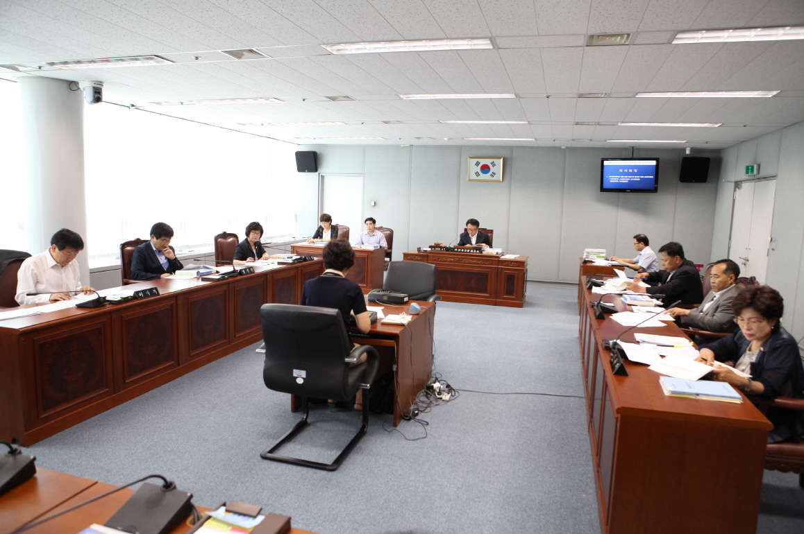 제227회 도봉구의회 임시회중 예산결산특별위원회 - 8