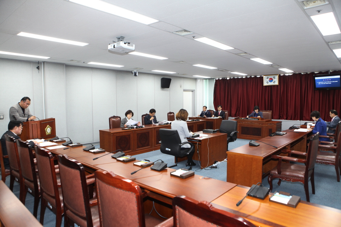 제253회 도봉구의회 임시회중 운영위원회 - 4