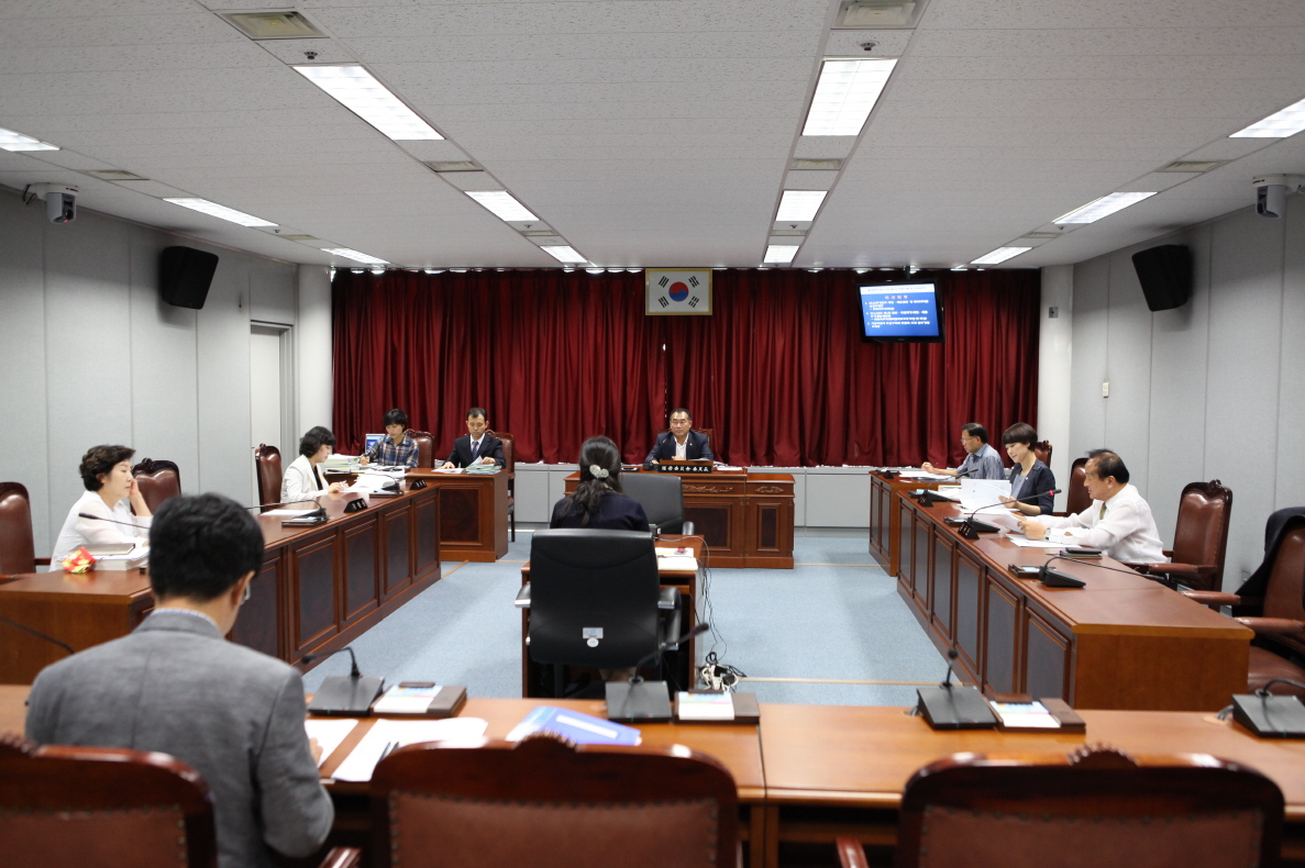제240회 도봉구의회 정례회중 운영위원회 - 1