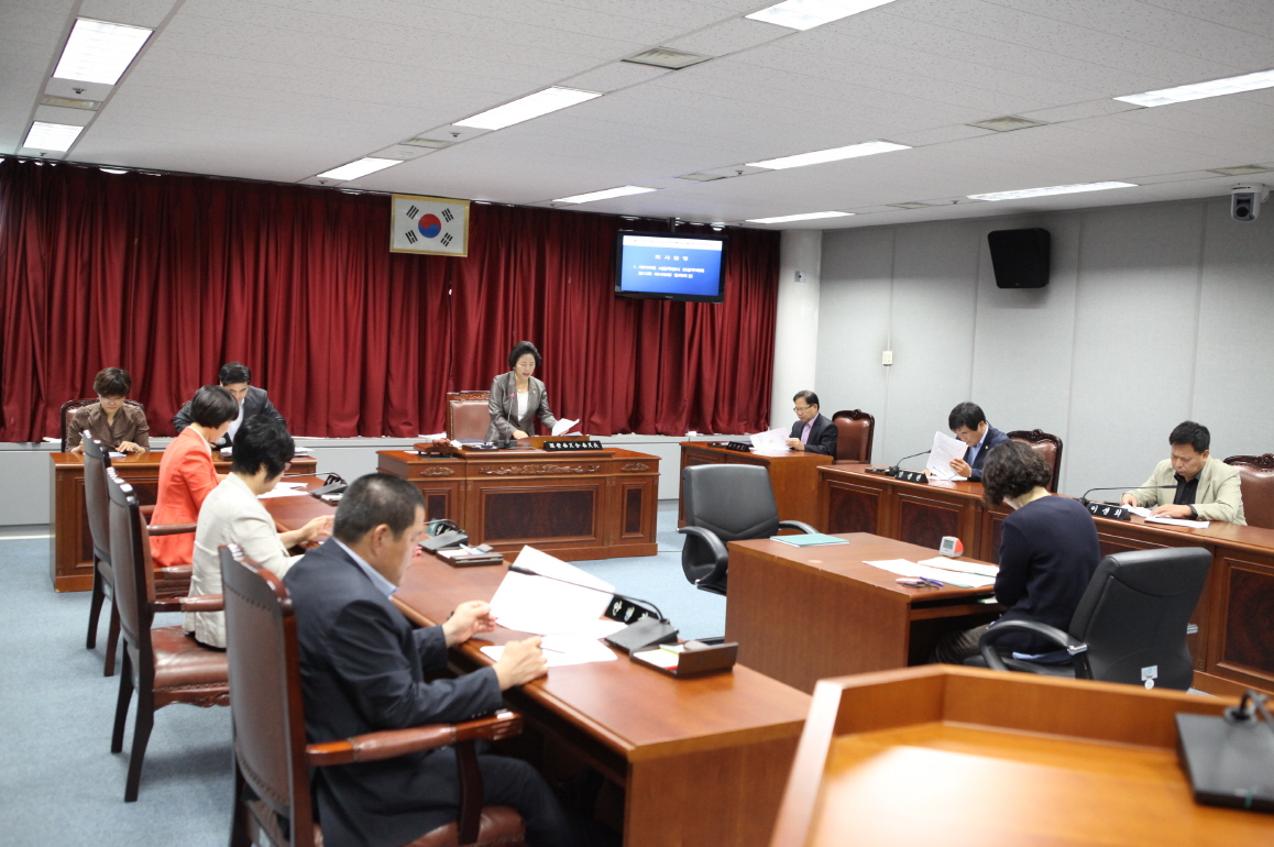 제228회 도봉구의회 임시회 폐회중 운영위원회 - 3