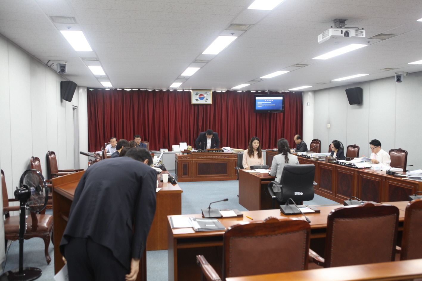 제266회 도봉구의회 정례회중 운영위원회 - 10