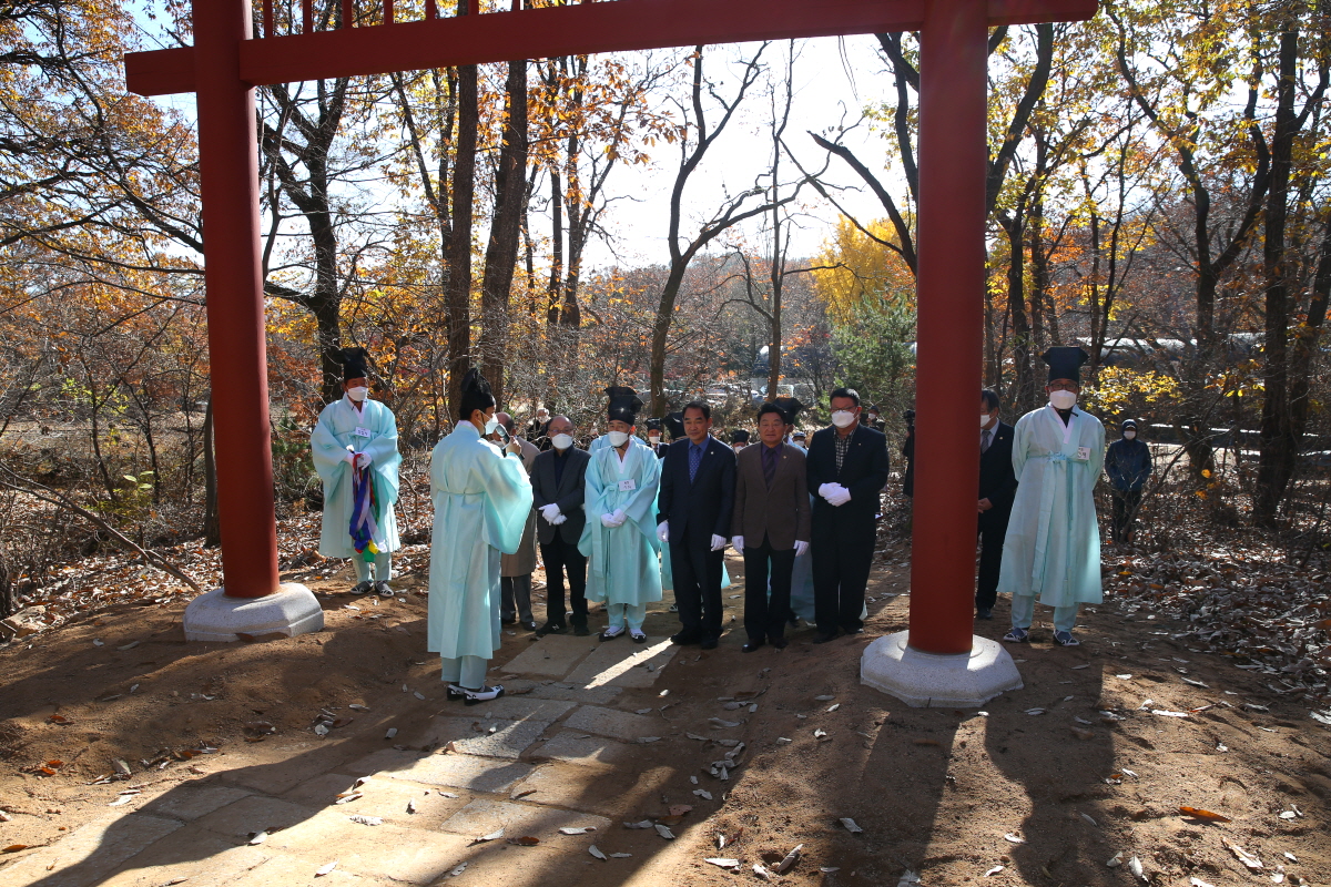 세종왕자 영해군 묘녁 홍살문제막식 - 1