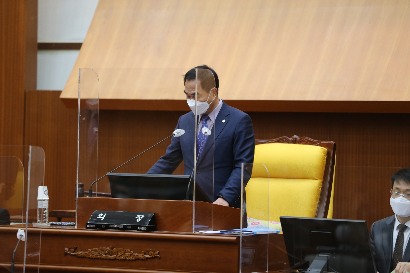 제302회 제2차 정례회 2,3차 본회의 - 13
