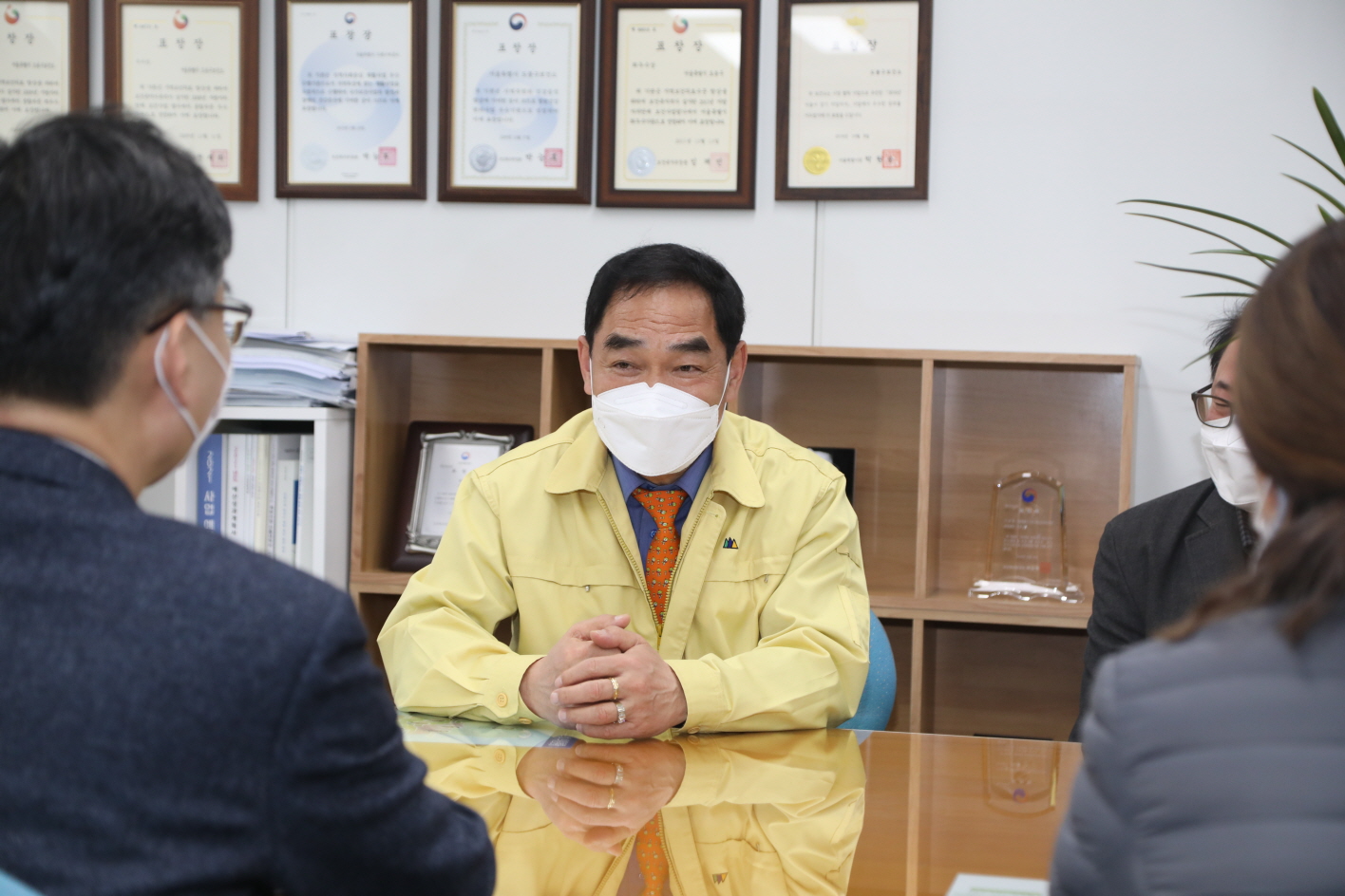 도봉구의회, 코로나 확산예방 현장근무자 격려 실시 - 6