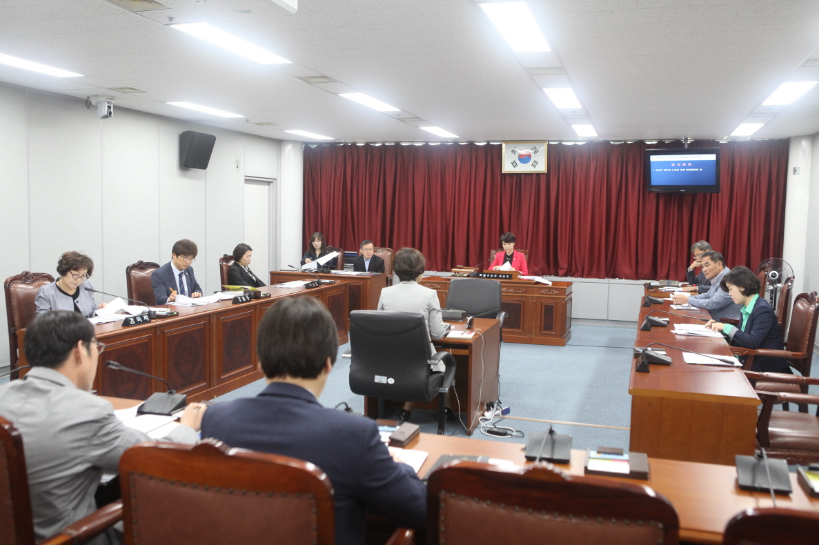 제260회 도봉구의회 임시회중 노점특위 - 9