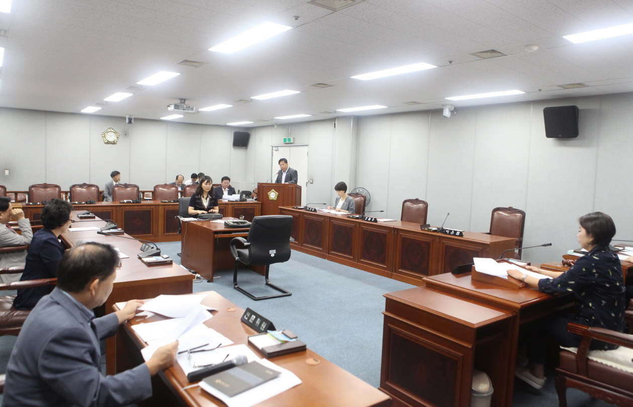 제258회 도봉구의회 임시회중 운영위원회 - 6
