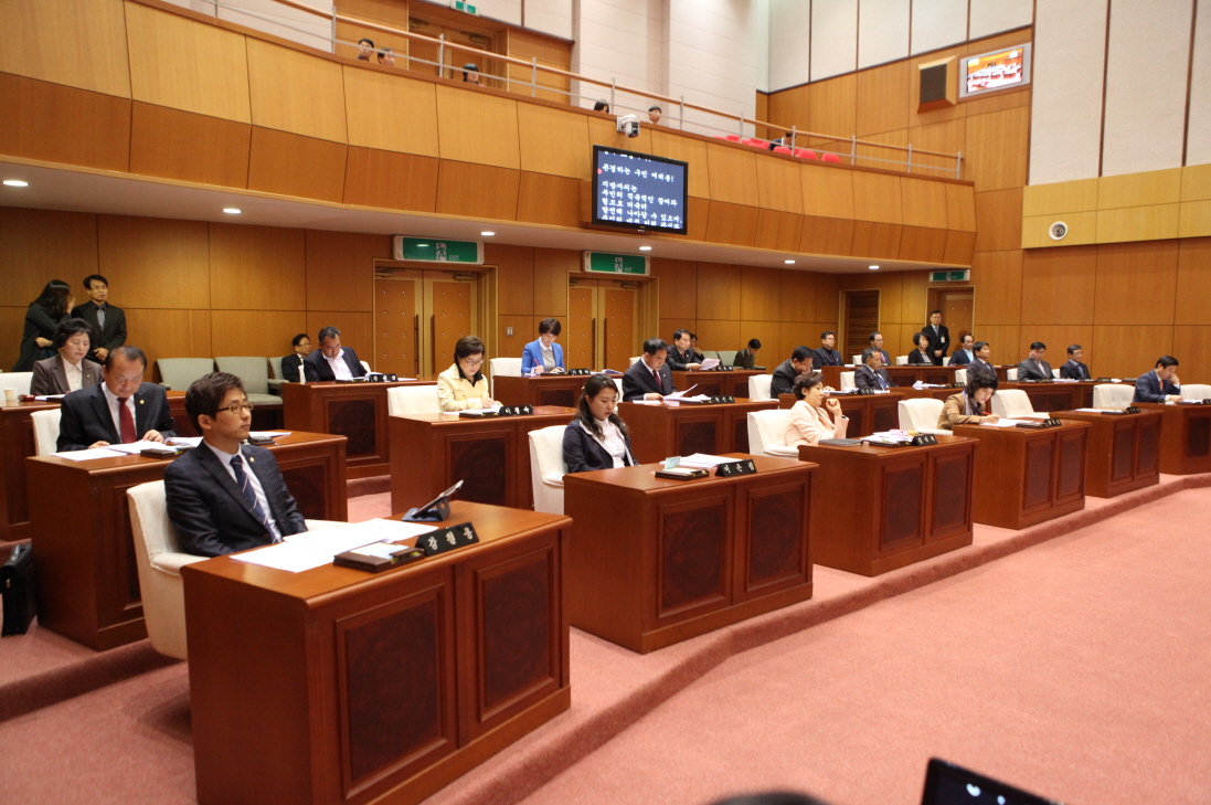 제245회 도봉구의회 임시회 개회 - 10