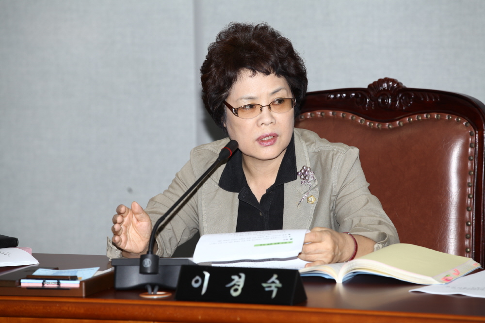 제219회 도봉구의회 임시회중 예산결산 특별위원회 - 6