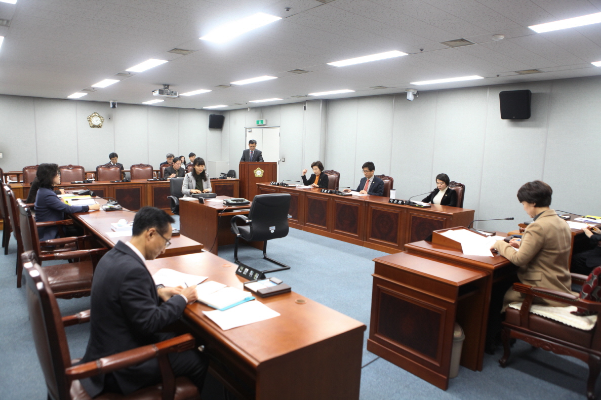 제262회 도봉구의회 임시회중 노점특위 - 3