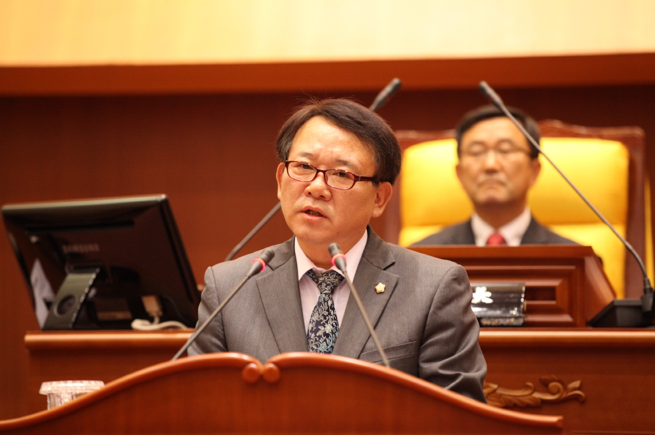제229회 도봉구의회 임시회중 제2차 본회의 - 9