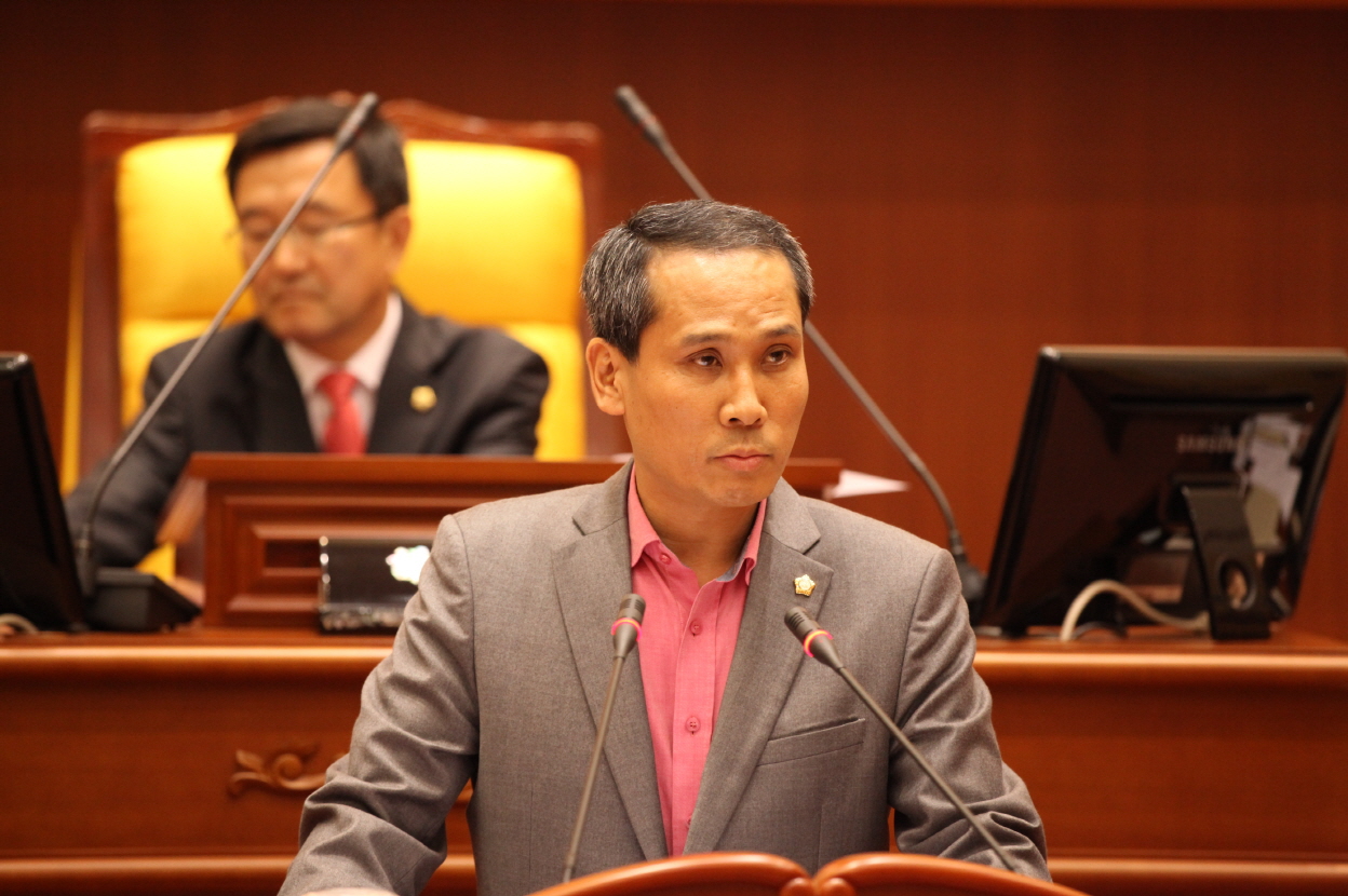 제229회 도봉구의회 임시회중 제3차 본회의 - 4