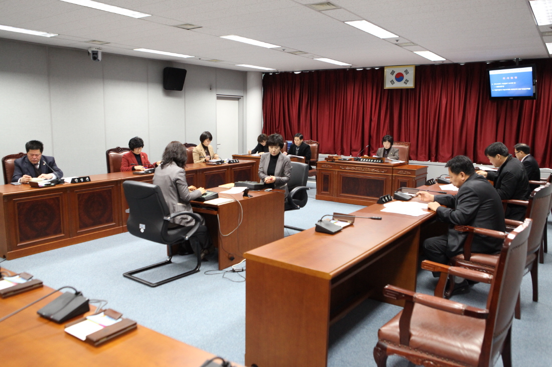 제232회 도봉구의회 임시회중 운영위원회 - 3