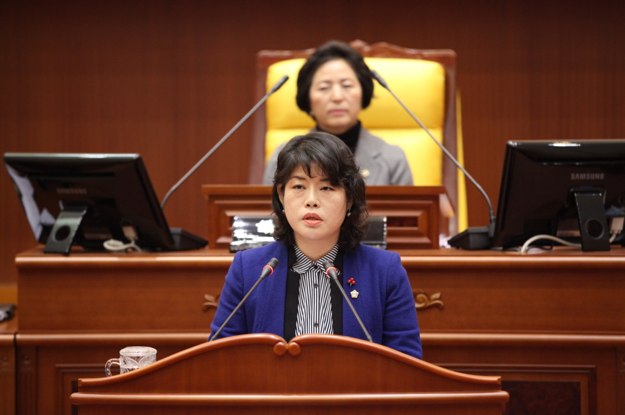 제251회 도봉구의회 정례회중 본회의 - 9