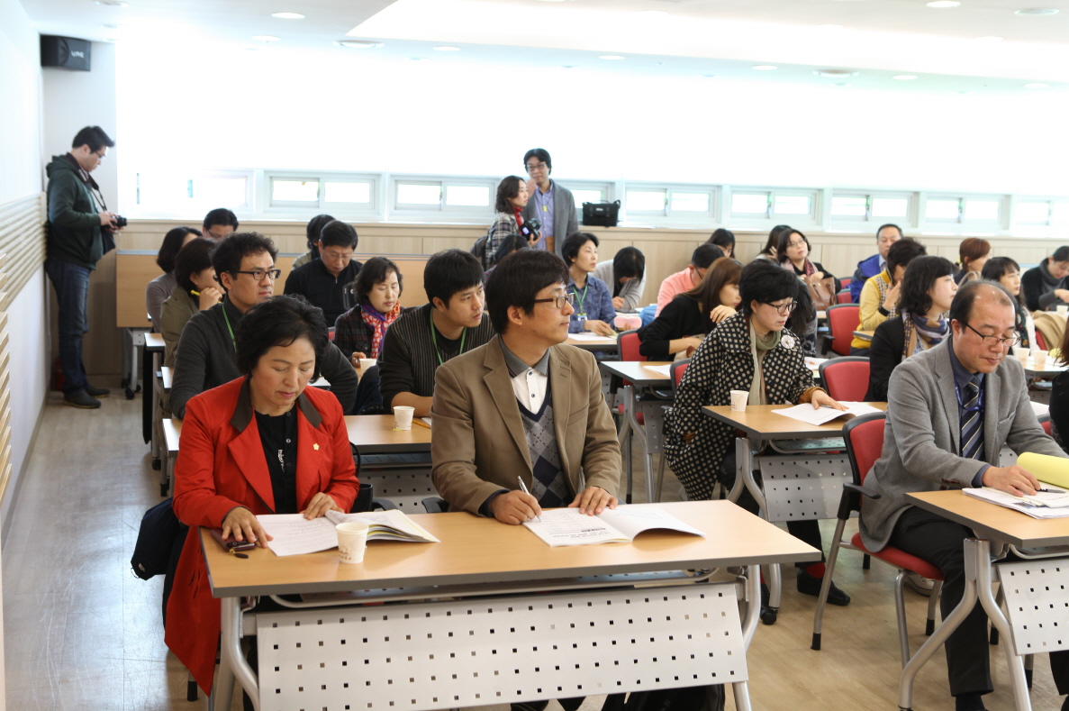 도봉구립 공공도서관 발전과 도서관 서비스 향상을 위한 정책토론회 - 3