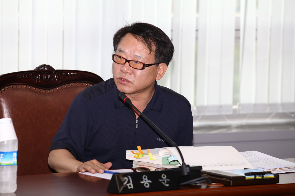 제218회 도봉구의회 제1차정례회중 예산결산특별위원회 - 4