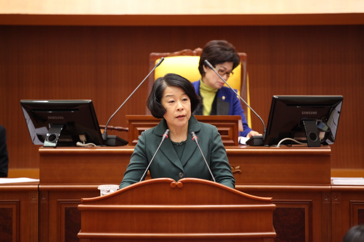 제242회 도봉구의회 정례회중 본회의 - 9