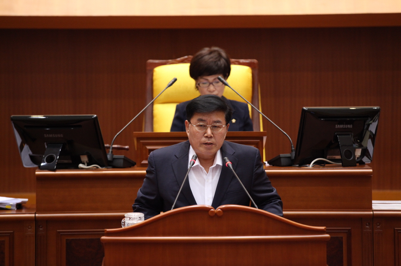 제247회 도봉구의회 정례회중 본회의 - 8