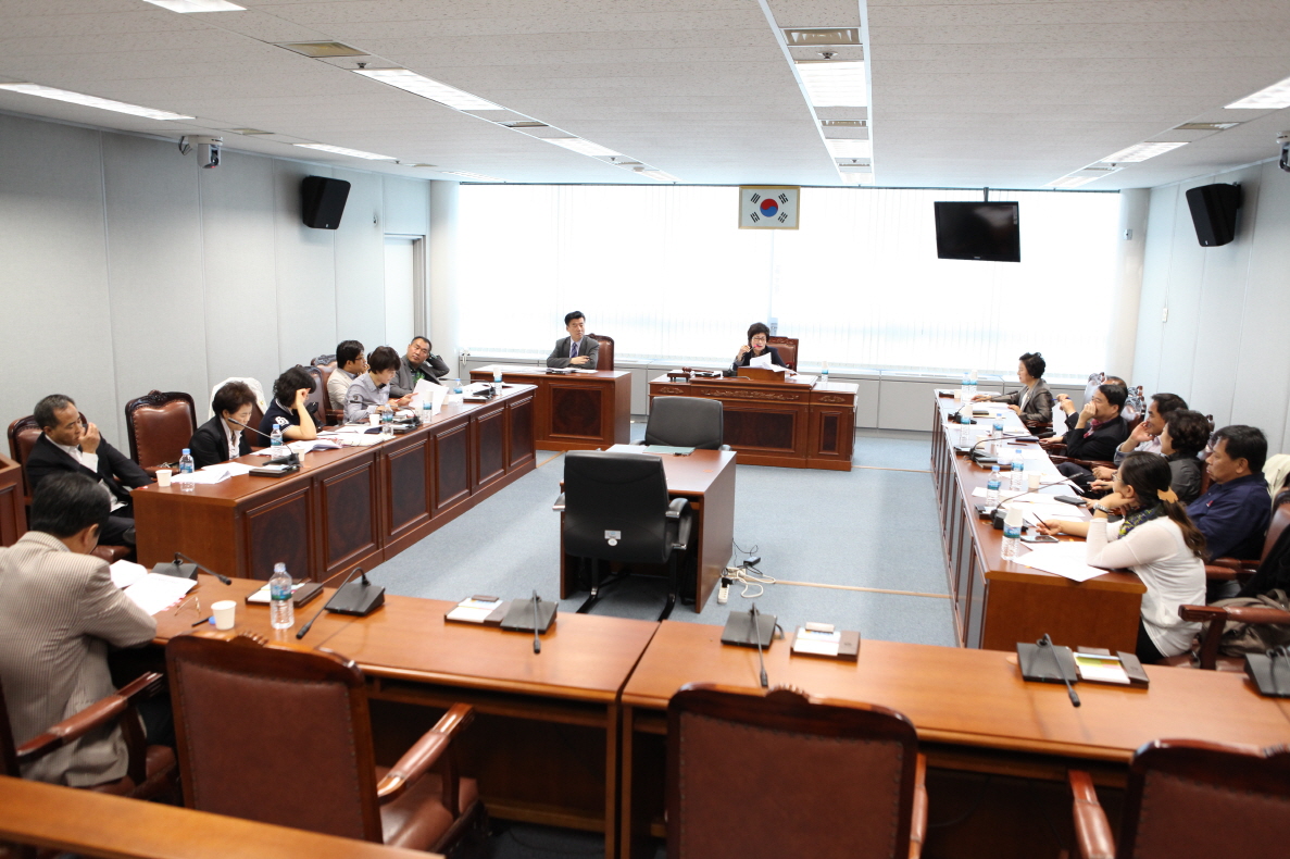 도봉구의회 의원 10월 정기 간담회 - 4