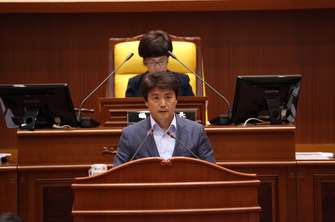 제247회 도봉구의회 정례회중 본회의 - 10