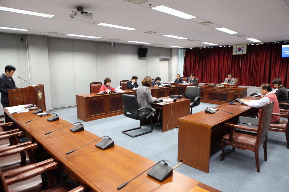 제251회 도봉구의회 정례회중 행정사무감사 - 8