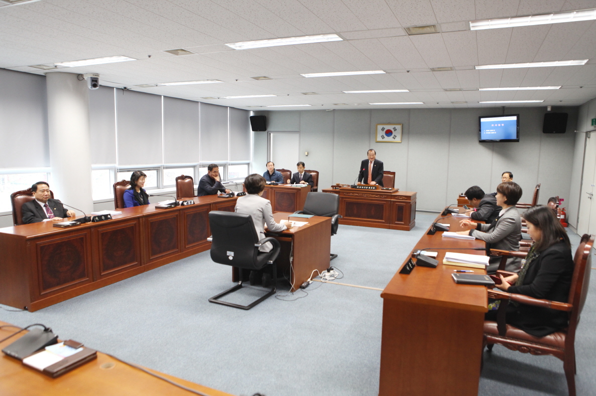 제251회 도봉구의회 정례회중 예산결산특별위원회 - 3