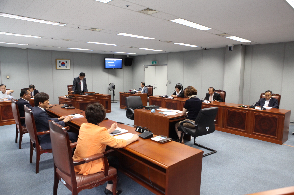 제249회 도봉구의회 임시회중 예산결산특별위원회 - 4