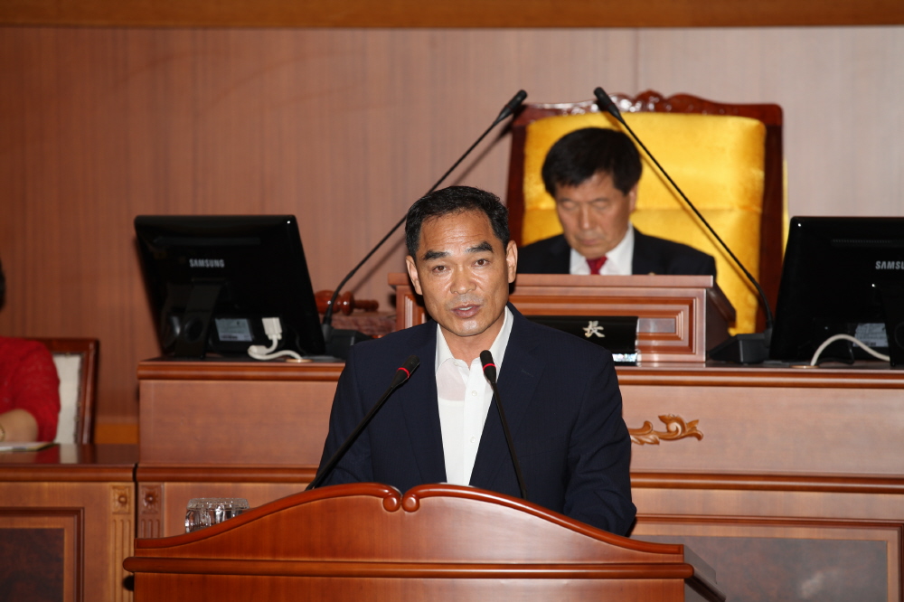 제218회 도봉구의회 제1차정례회중 본회의 - 11