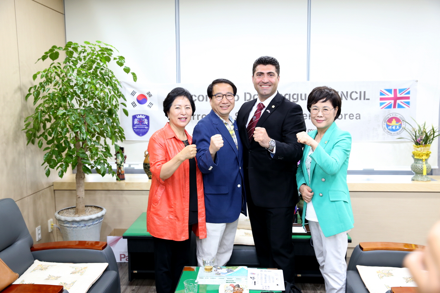 하로게이트 스포츠 아카데미 의회방문 - 3