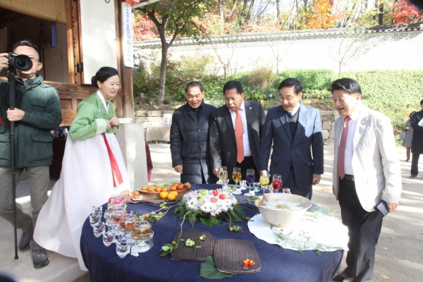 간송 오마쥬 솜씨 좋은 나날