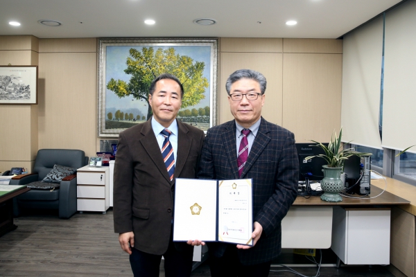 도봉구의회, 최민수 입법고문 신규 위촉