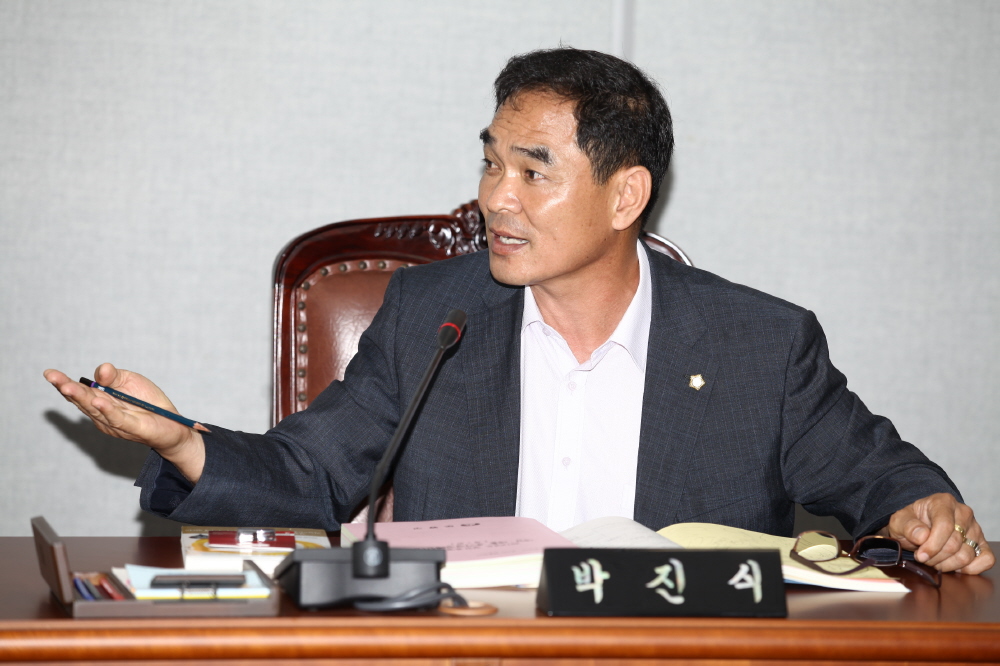 제219회 도봉구의회 임시회중 재무건설위원회 - 4