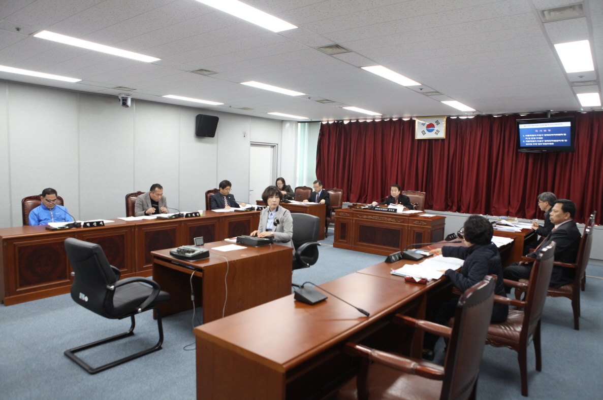 제253회 도봉구의회 임시회중 복지건설위원회 - 4