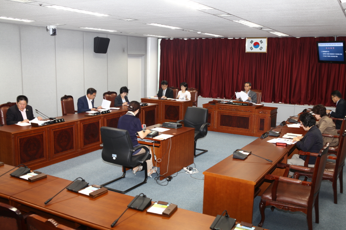 제220회 도봉구의회 임시회중 재무건설위원회 - 1