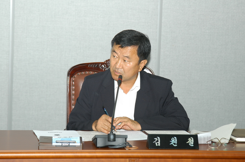 제210회 도봉구의회 임시회중 재무건설위원회 - 4