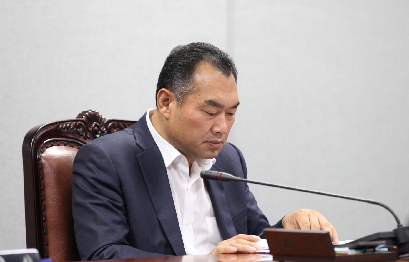 제239회 도봉구의회 임시회중 재무건설위원회 - 6