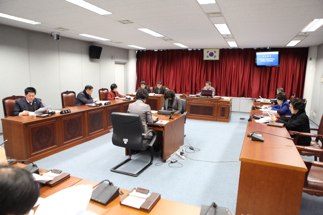 제232회 도봉구의회 임시회중 재무건설위원회 - 7
