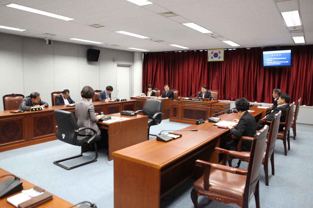 제241회 도봉구의회 임시회중 복지건설위원회 - 3