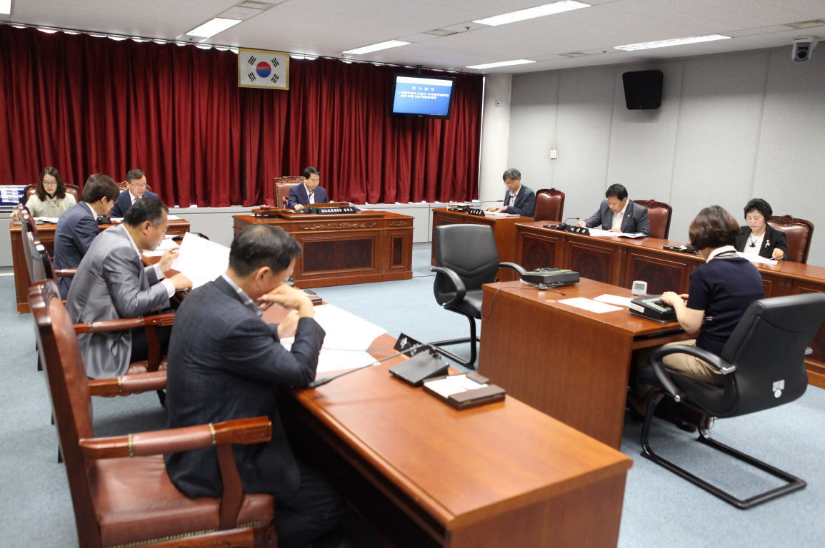 제246회 도봉구의회 임시회중 복지건설위원회 - 8