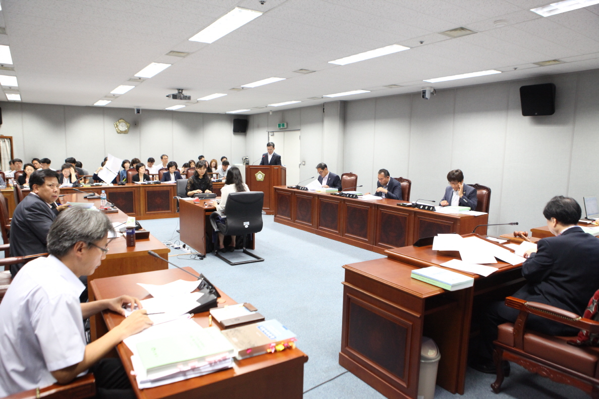 제249회 도봉구의회 임시회중 복지건설위원회 - 7