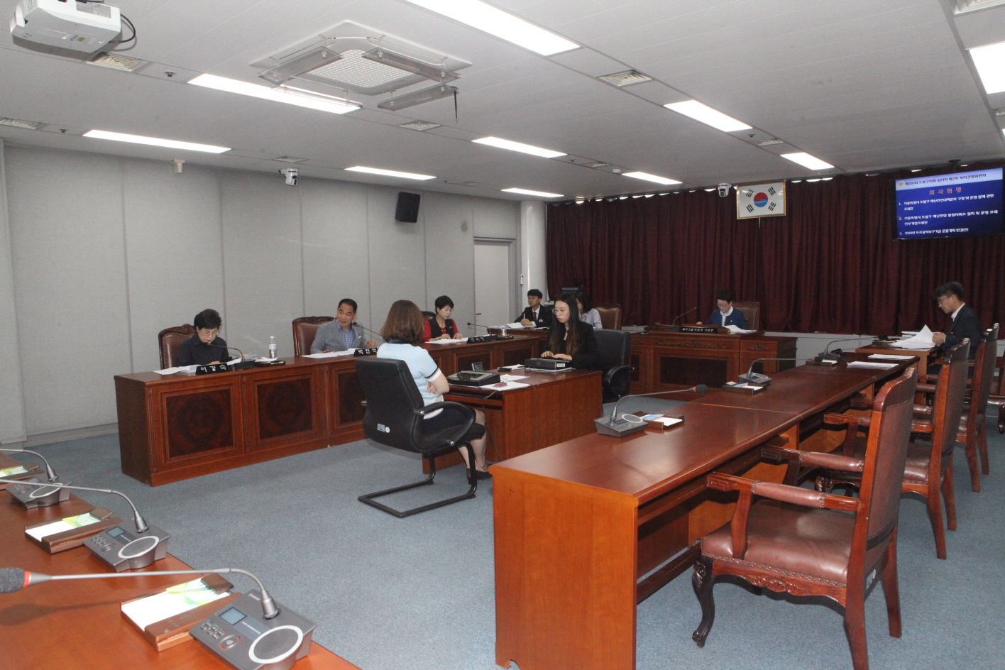 제290회 도봉구의회 임시회중 복지건설위원회 - 8