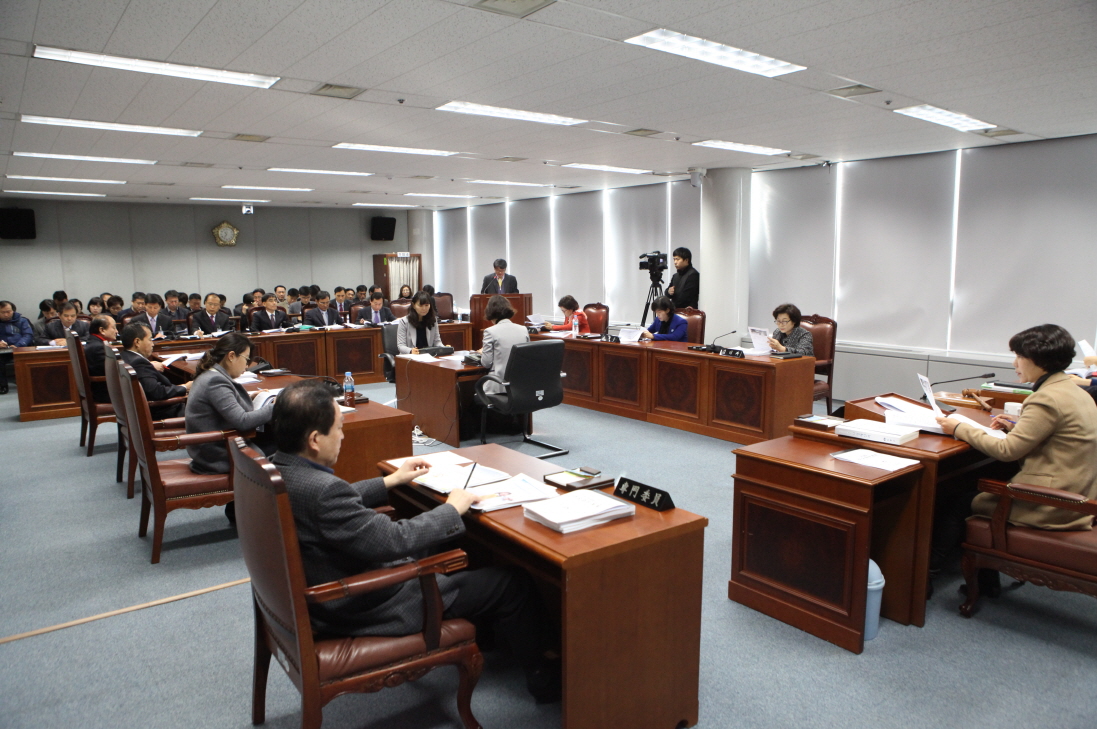 제243회 도봉구의회 임시회중 행정기획위원회 - 6