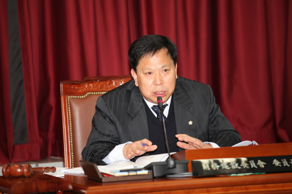 제214회 도봉구의회 임시회중 재무건설위원회 - 2