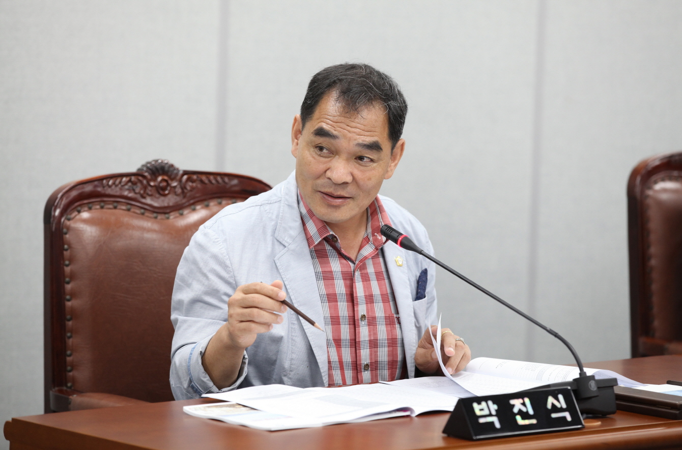 제258회 도봉구의회 임시회중 복지건설위원회 - 4
