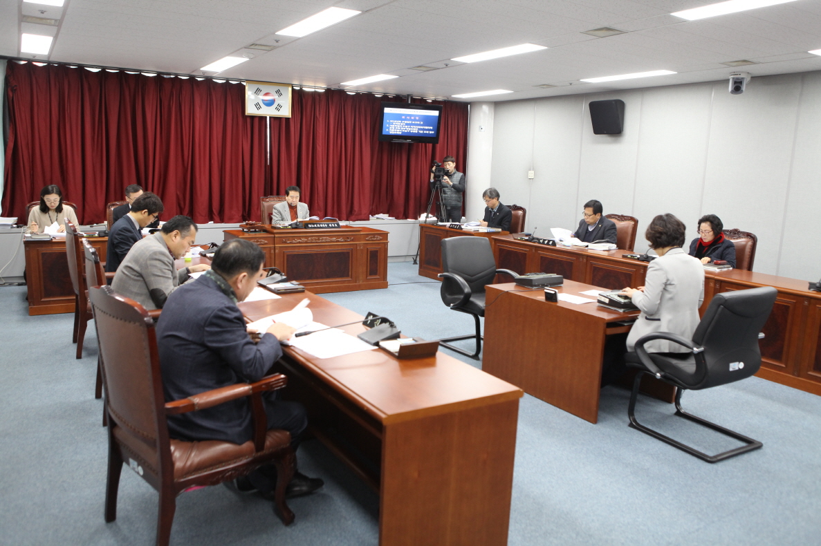 제252회 도봉구의회 임시회중 복지건설위원회 - 7
