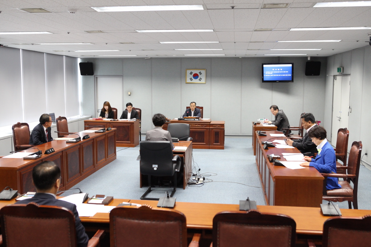 제235회 도봉구의회 임시회중 행정복지위원회 - 2