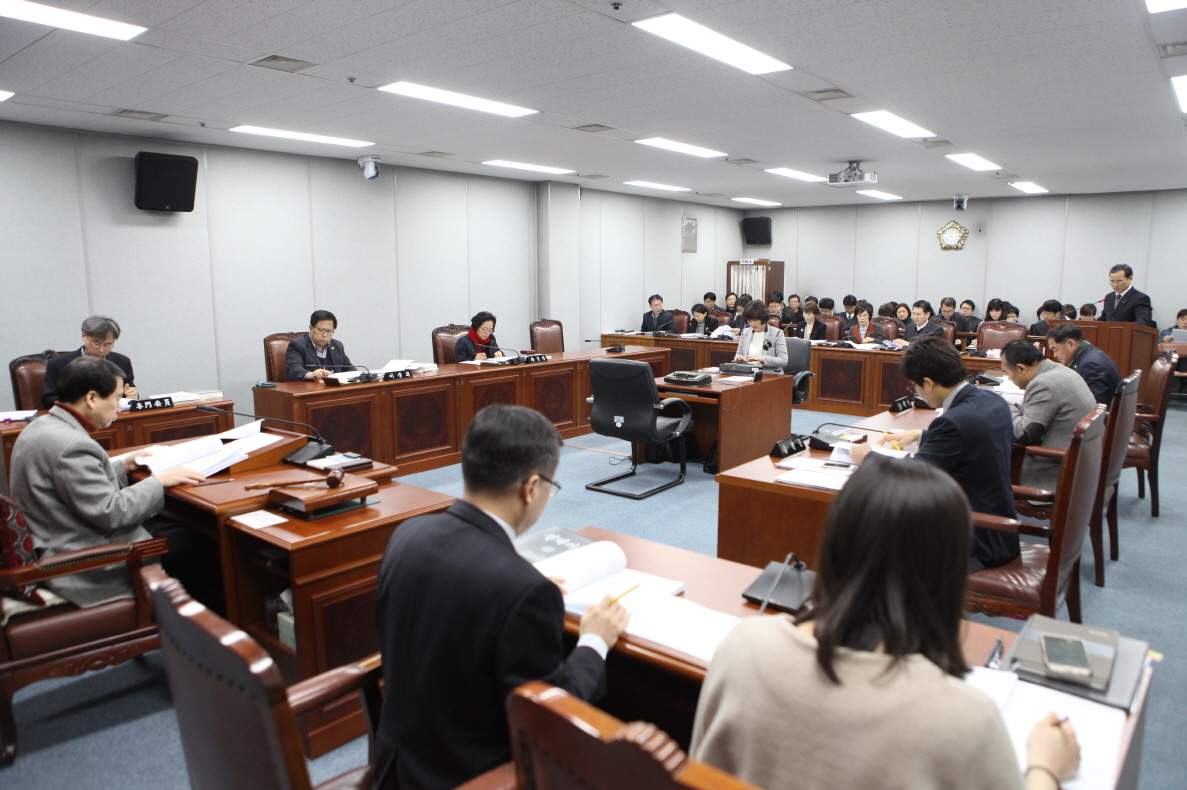 제252회 도봉구의회 임시회중 복지건설위원회 - 10